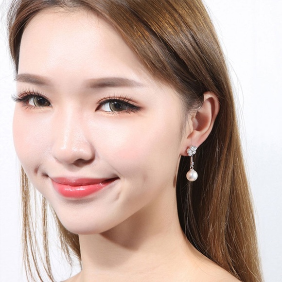 Pierced Pearl Earrings - Picture 7 of 7